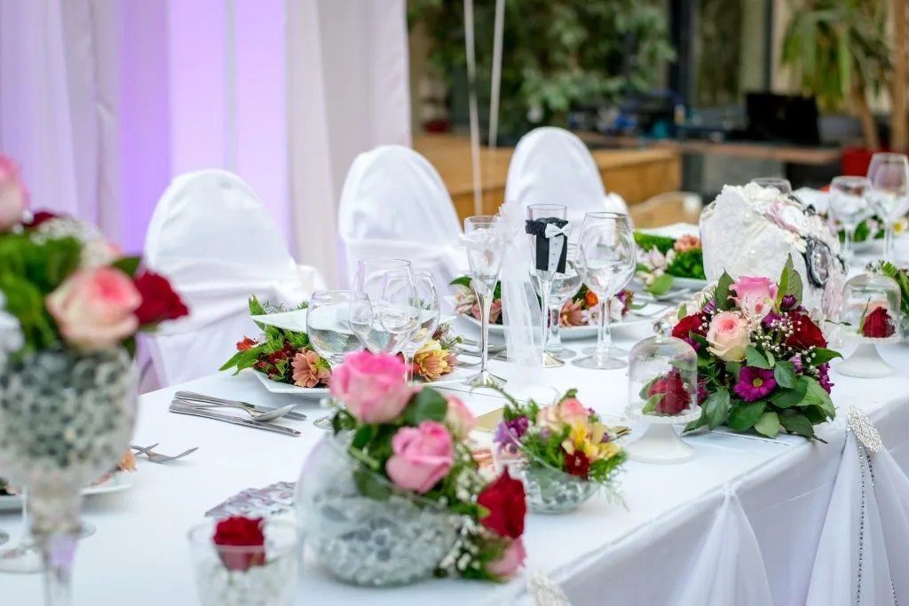 Tips for Choosing the Perfect Tablecloths